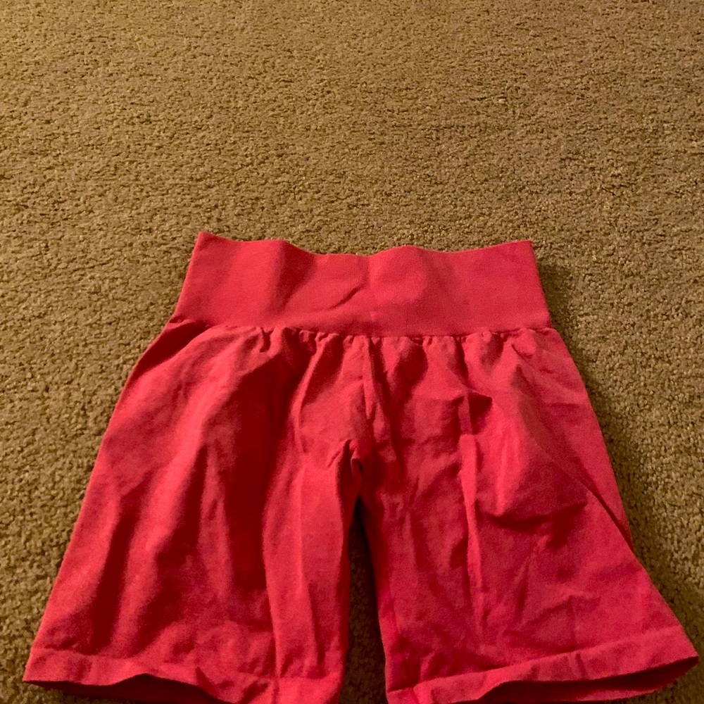 NVGTN shorts